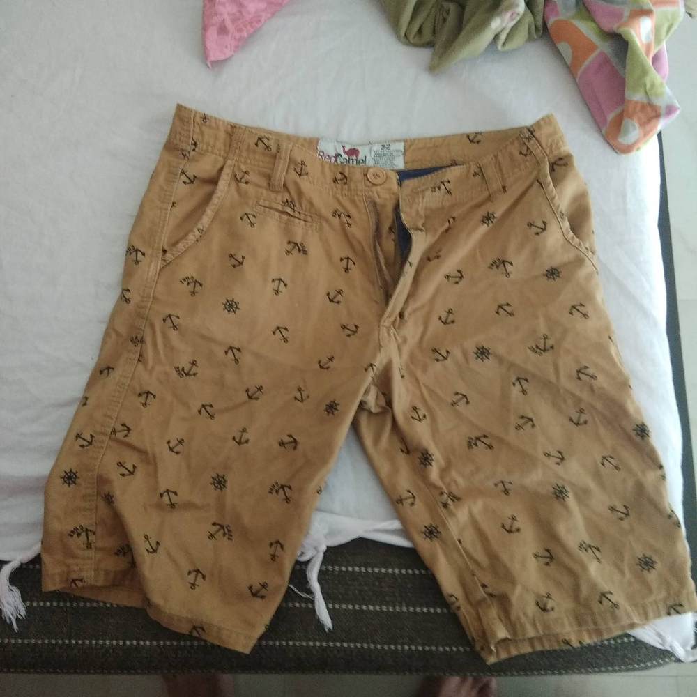 red camel shorts